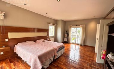 Casa - Saint Thomas Sur - Venta - 4 Dormitorios