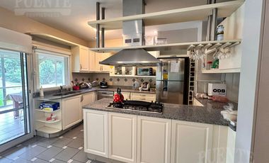 Casa - Saint Thomas Sur - Venta - 4 Dormitorios