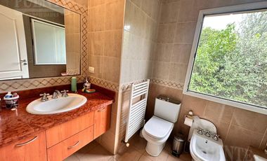 Casa - Saint Thomas Sur - Venta - 4 Dormitorios