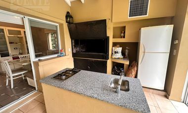 Casa - Saint Thomas Sur - Venta - 4 Dormitorios
