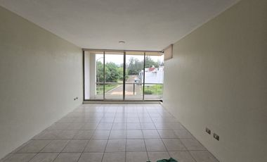 Casa en renta Xalapa zona Monte Magno