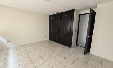 Casa en renta Xalapa zona Monte Magno