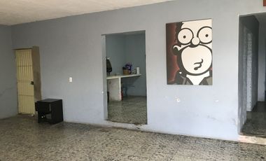 Venta de casa en residencial la barranca