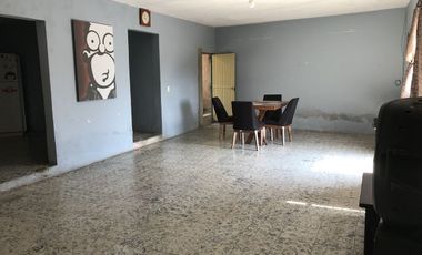 Venta de casa en residencial la barranca