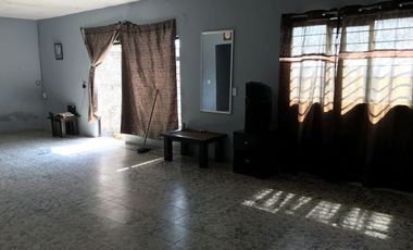 Venta de casa en residencial la barranca