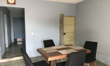 Venta de casa en residencial la barranca