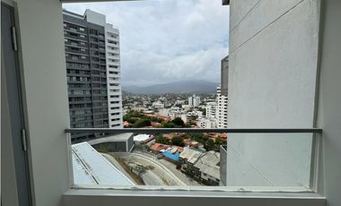 Espectacular apartamento con vista al mar