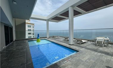 Espectacular apartamento con vista al mar