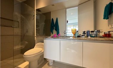 Espectacular apartamento con vista al mar