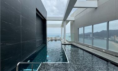 Espectacular apartamento con vista al mar