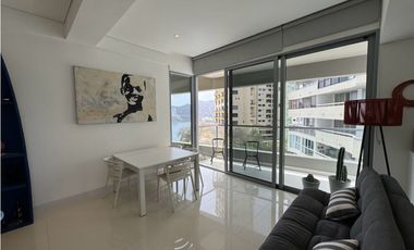 Espectacular apartamento con vista al mar