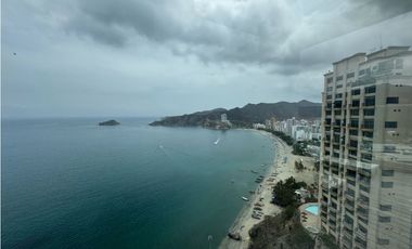 Espectacular apartamento con vista al mar