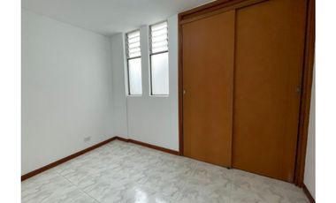 Apartamento en Arriendo en el Alto de las Palmas Medellín