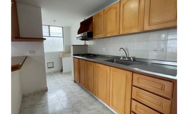 Apartamento en Arriendo en el Alto de las Palmas Medellín