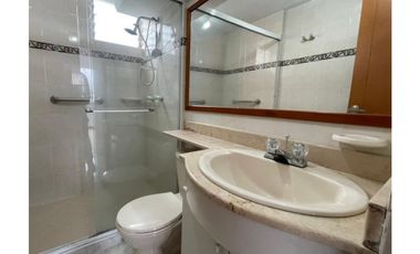 Apartamento en Arriendo en el Alto de las Palmas Medellín
