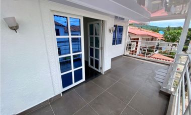 SE VENDE O ARRIENDA CASA EN CONJUNTO CERRADO, BONDA