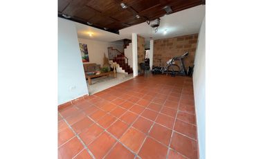 SE VENDE CASA EN LA CEJA UNIDAD ABIERTA SECTOR LA FLORESTA