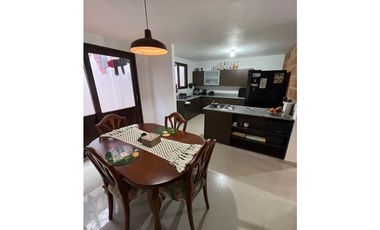SE VENDE CASA EN LA CEJA UNIDAD ABIERTA SECTOR LA FLORESTA