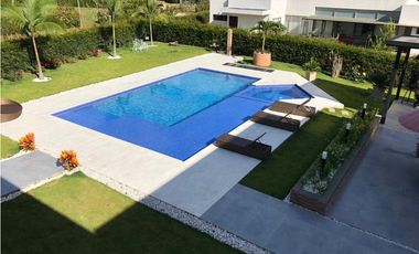 CONDOMINIO LA TOSCANA, 2000 M2, 700 M2 CONSTRUIDOS