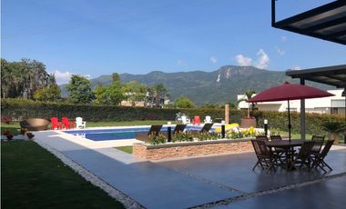 CONDOMINIO LA TOSCANA, 2000 M2, 700 M2 CONSTRUIDOS