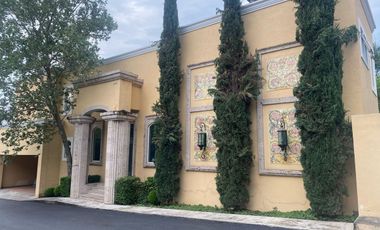 CASA EN VENTA EN PRIVADA ENCINOS