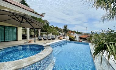 Copropiedad casa en venta amueblada en Raquet Club San Juan Cosalá