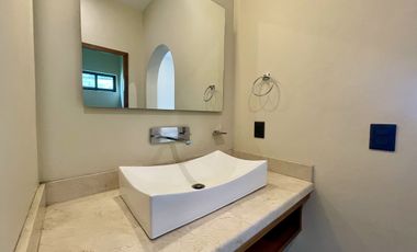 Copropiedad casa en venta amueblada en Raquet Club San Juan Cosalá