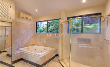 VENTA CASA DUPLEX  EN OBARRIO, AMOBLADA CON PISCINA(10)