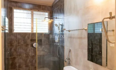 VENTA CASA DUPLEX  EN OBARRIO, AMOBLADA CON PISCINA(10)