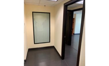 ALQUILO OFICINA AMUEBLADA 60 MTS 2 -MARBELLA- $900