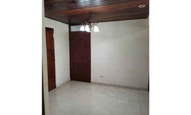 VENDO CASA 375mts de CONSTRUCCION DVD
