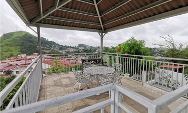 Alquiler de Casa en Sky View Park