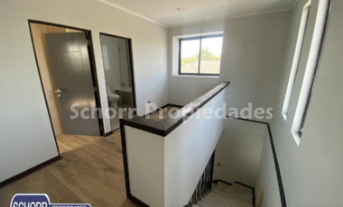 Oficina en Venta en Hermosa propiedad tanto habitacional como comercial, muy cerca de HomeCenter Las Rastras