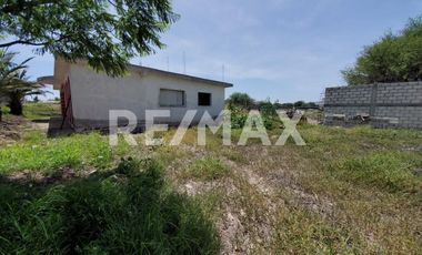Terreno en renta en zona La Vida Corregidora