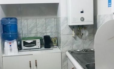 Se vende departamento centrico Valparaiso con 1 estacionamiento.-