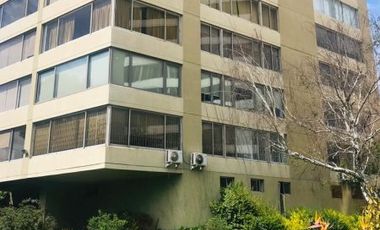 Se vende departamento centrico Valparaiso con 1 estacionamiento.-