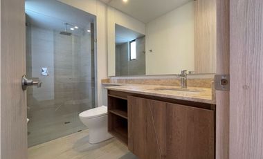 Vendo casa nueva esquinera de un nivel más altillo en Cajicá.