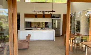 Venta de Casa Campestre Carmen de Viboral, Antioquia