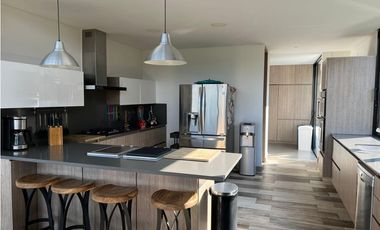 CASA EN ARRIENDO SECTOR LLANOGRANDE - RIONEGRO