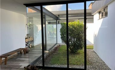 CASA EN ARRIENDO SECTOR LLANOGRANDE - RIONEGRO