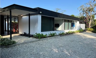 CASA EN ARRIENDO SECTOR LLANOGRANDE - RIONEGRO