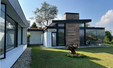CASA EN ARRIENDO SECTOR LLANOGRANDE - RIONEGRO