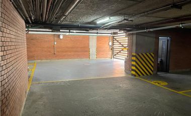 calle 72 A no 5-83