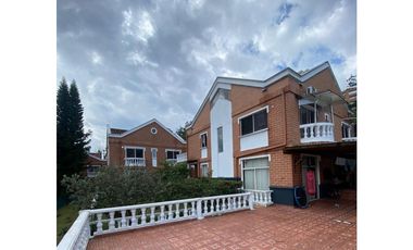 Casa para la Venta en El Poblado Palmas