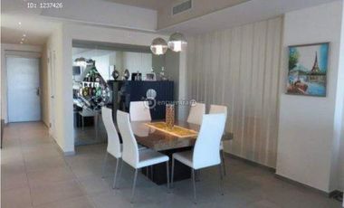 AV. BALBOA VENDO BELLO APTO. YACHT CLUB AMOBLADO