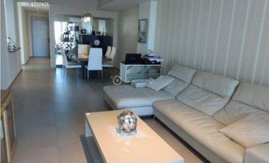AV. BALBOA VENDO BELLO APTO. YACHT CLUB AMOBLADO
