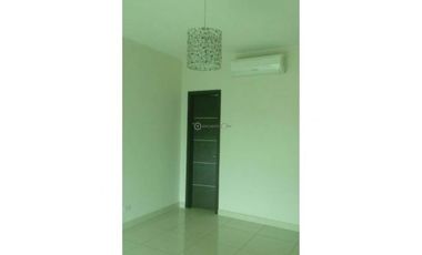 AV. BALBOA ALQUILO/VENDO APTO. PH ALLURE