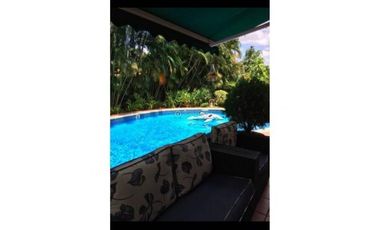 ALQUILO ESPECTACULAR CASA ALTOS DEL GOLF