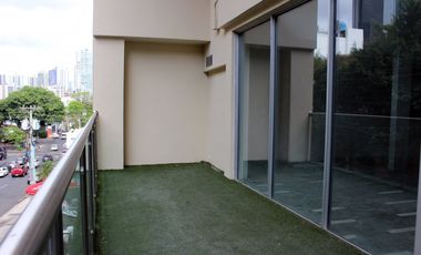 AMPLIO LOCAL CÉNTRICO 4 PISOS EN BELLAVISTA