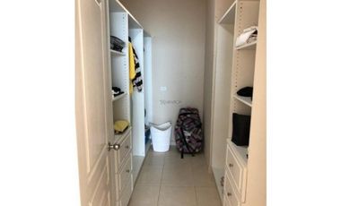 APARTAMENTO EN AVENIDA BALBOA PH VISTA MARINA